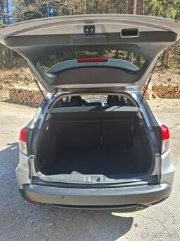 Honda HR-V 1.5 i-VTEC 1. Majiteľ, SK, Záruka - 5