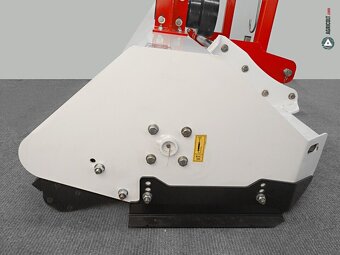 Predám MULČOVAČ GIEMME MACHINERY EHM155 - 5
