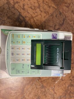 Vešiaky rôzne varianty 19 Euro za 100 kusov - 5
