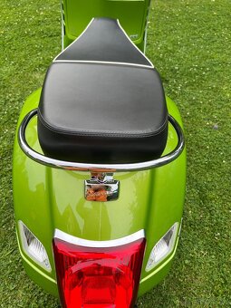 Vespa GTS super 300 - 5