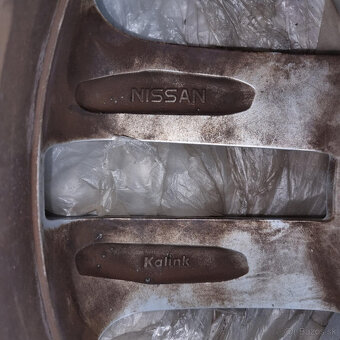 NISSAN disky 5x114,3 R17 7J ET47 - 5