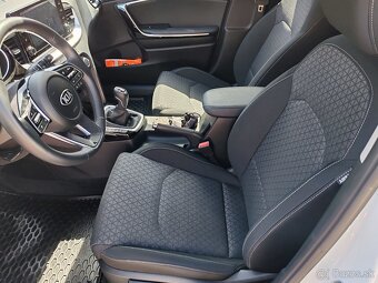 Kia Ceed - 5