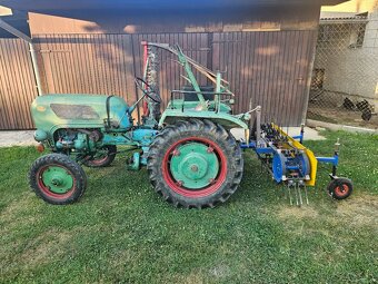 Traktor Holder B12 + komplet príslušenstvo - 5