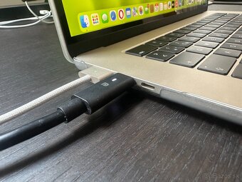 MacBook M2 15-Palcovy, Bateria iba 41 cyklov - 5