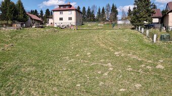 Predaj stavebného pozemku 828 m2 v obci Raková - 5