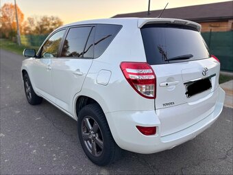 Predam Toyota Rav4 2,2 diesel 110KW 4x4 R.V 2013 112 600 - 5