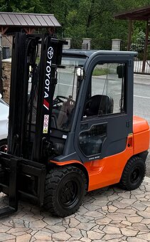 TOYOTA - VZV - 3,5 TONY - DIESEL - KABÍNA - PREDÁM - 5