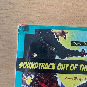 Rozpor/Zlá Krev Soundtrack of the Box vinyl modrý+plagát new - 5