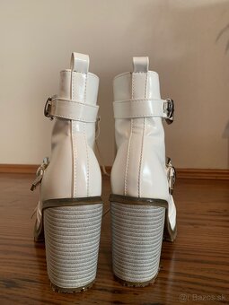 Dámske kožené čižmičky - nepoužité - 5