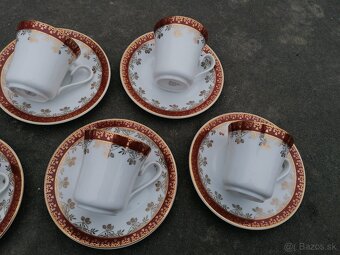 Predám červeno-zlatá porcelánová sada - 5