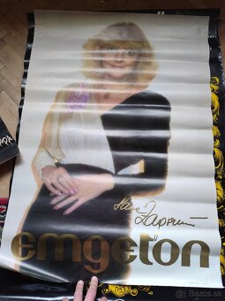 Kreslá, plagáty - 5