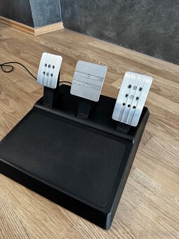 Thrustmaster T300 RS GT Edition - 5