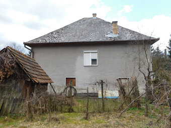 Malé Straciny – neobývaný dom so záhradou - 5