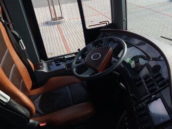 Isuzu Visigo VIP 35 míst - 5