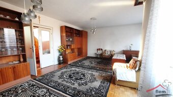 2 rodinné domy na predaj, Lúčnica nad Žitavou, pozemok 2701 - 5