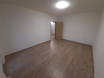 3i nezariadený byt na prenájom, sídlisko Sever - 5