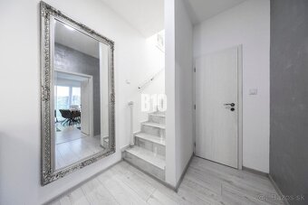 ÚTULNÝ 3IZBOVÝ BYT SO ZÁHRADKOU NA PRIVÁTNEJ ULICI V MALINOV - 5