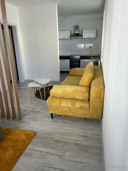 Jednoizbový byt vo Vrábľoch - sídlisko Žitava - 5