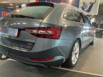Škoda Superb Combi 2.0 TDI 4x4 Style M6 - 5