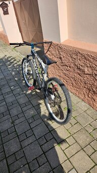 Predávam celoodpruzeny bicykel kellys - 5