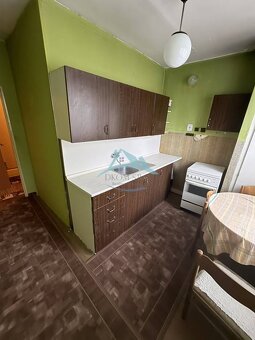 Na predaj: 2-izbový byt s balkónom v centre Šiah 47500eur - 5