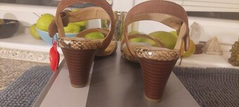 Ara kožené dámske sandále, PC 89,95 eura - 5