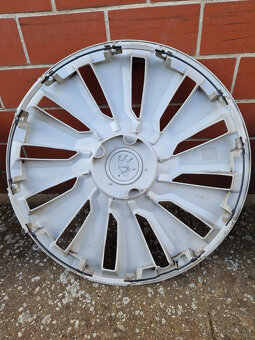 puklice skoda r16 kryty disku škoda R16 Puklice 16 - 5