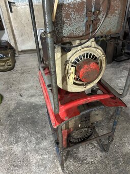 Benzínové čerpadlo - 5