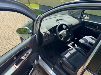 Volkswagen Sharan 2.0tdi - 5