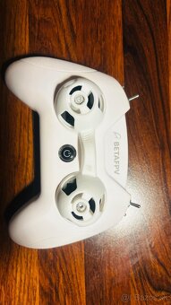 FPV dron BetaFPV Cetus Kit – kompletný set pre začiatočníkov - 5