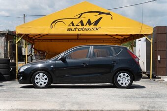 Hyundai i30 CW 1.6 CRDi -Len 142tis. KM- 116k Comfort - 5