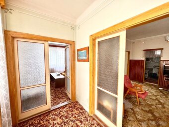 Na predaj 5 izbový dom Maňa – dve stavby, tichá lokalita - 5