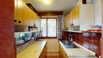 MUROVANÁ CHATA BELUŠSKÉ SLATINY, POD LESOM,OBECNÝ... - 5