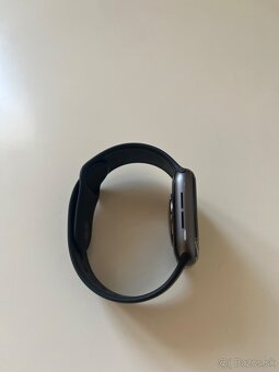 Apple Watch SE 44mm | Apple AirPods 2 - 5