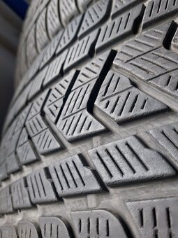 Zimné Pirelli 285/40R22 + 325/35R22 DOT2022 - 5