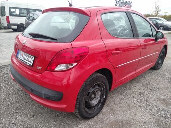 Peugeot 207 benzín  rok 2011 - 5