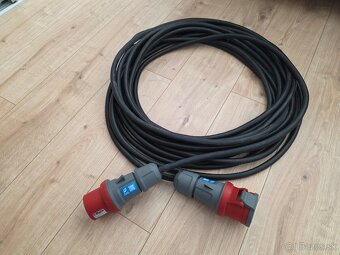 Mobilná rozvodná skriňa s predlžovacím prívodom - 5