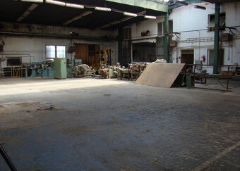 Výrobno skladový areál s pozemkom 8000 m2 v Kežmarku - 5