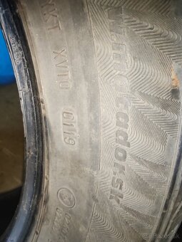 Zimné pneu 215/60 r17H - 5