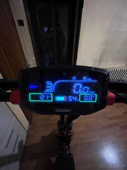 Električka kolobezka IX8 - 5