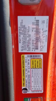 Ford Mustang cabrio 3,7 V6 - 5