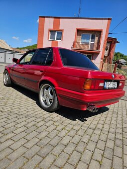 PREDÁM BMW E30 - 5