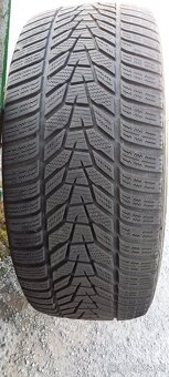 Zimné pneu 255/45 R20 Hankook - - 5
