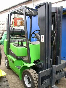 vzv Clark 2,5 t - zdvih 4,8 m - 5