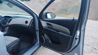 Chevrolet cruz - 5