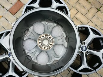 Ford, Kuga, Focus 5x108 r18 - 5