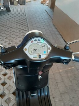 Vespa lx125ie - 5