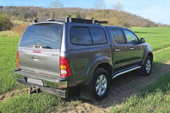 Toyota Hilux - 5