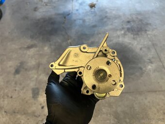 Ford, Volvo Mazda. Nová sada rozvodov Bosch s vodnou pumpou - 5