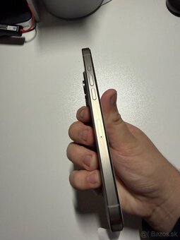 Predám iPhone 15 Pro Max 256 GB Natural Titanium - Top Stav - 5